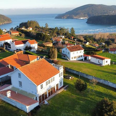 Beachfront Surf & Holiday House, Charming & Quiet Valdoviño Esterno foto