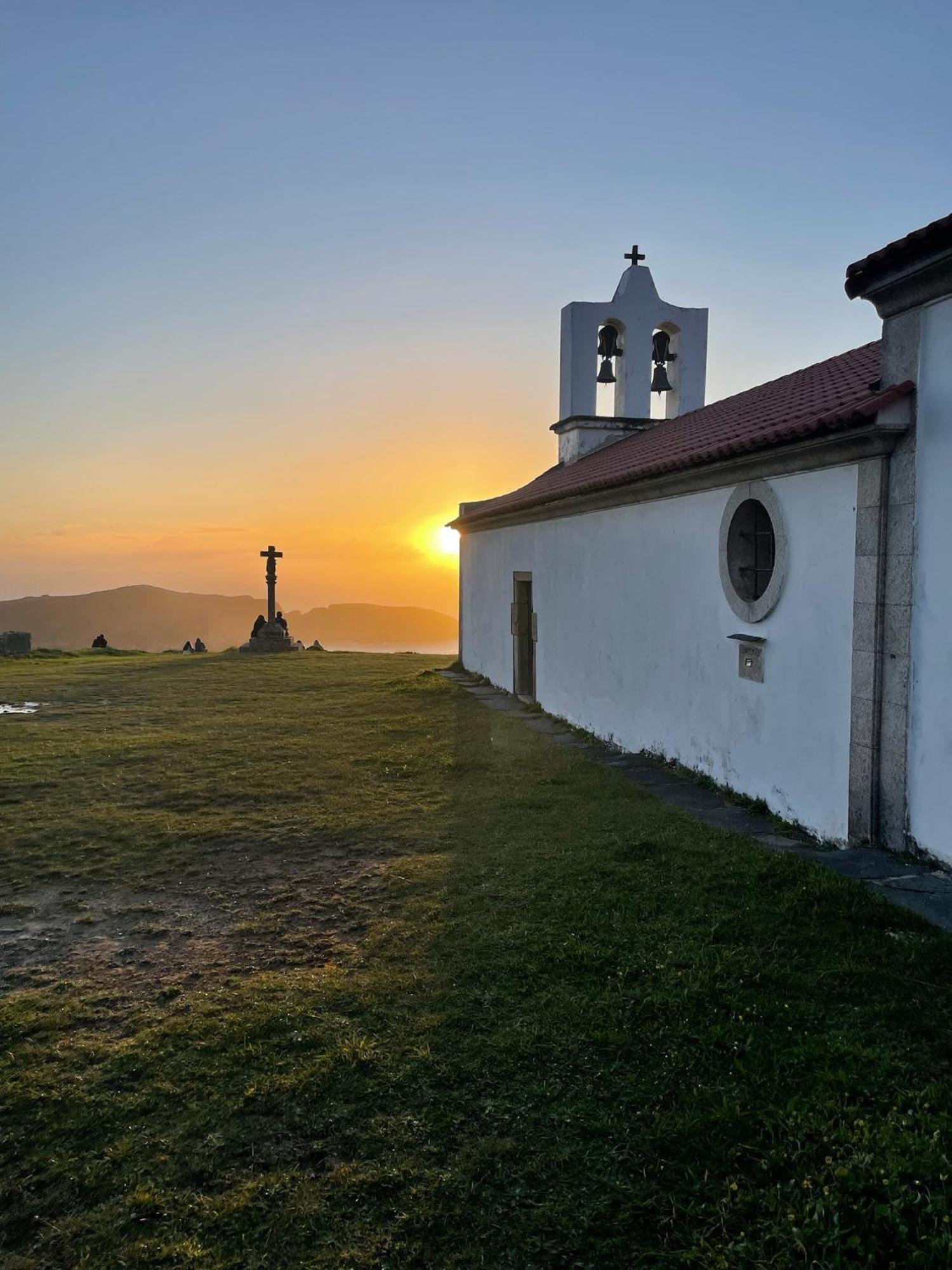 Beachfront Surf & Holiday House, Charming & Quiet Valdoviño Esterno foto